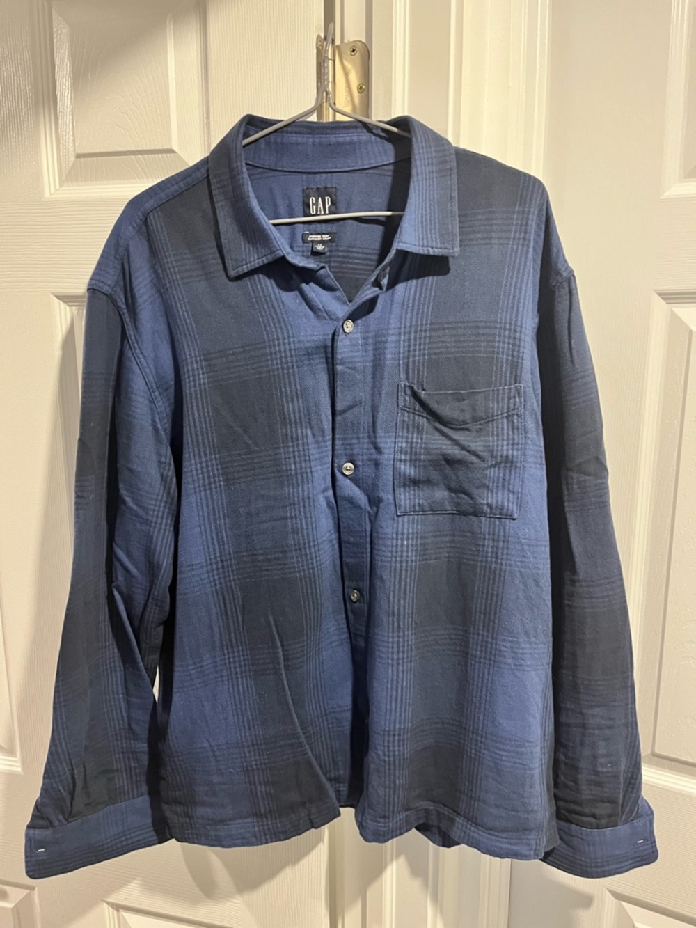 GAP Cropped Plaid Flannel Shirt in Navy Blue